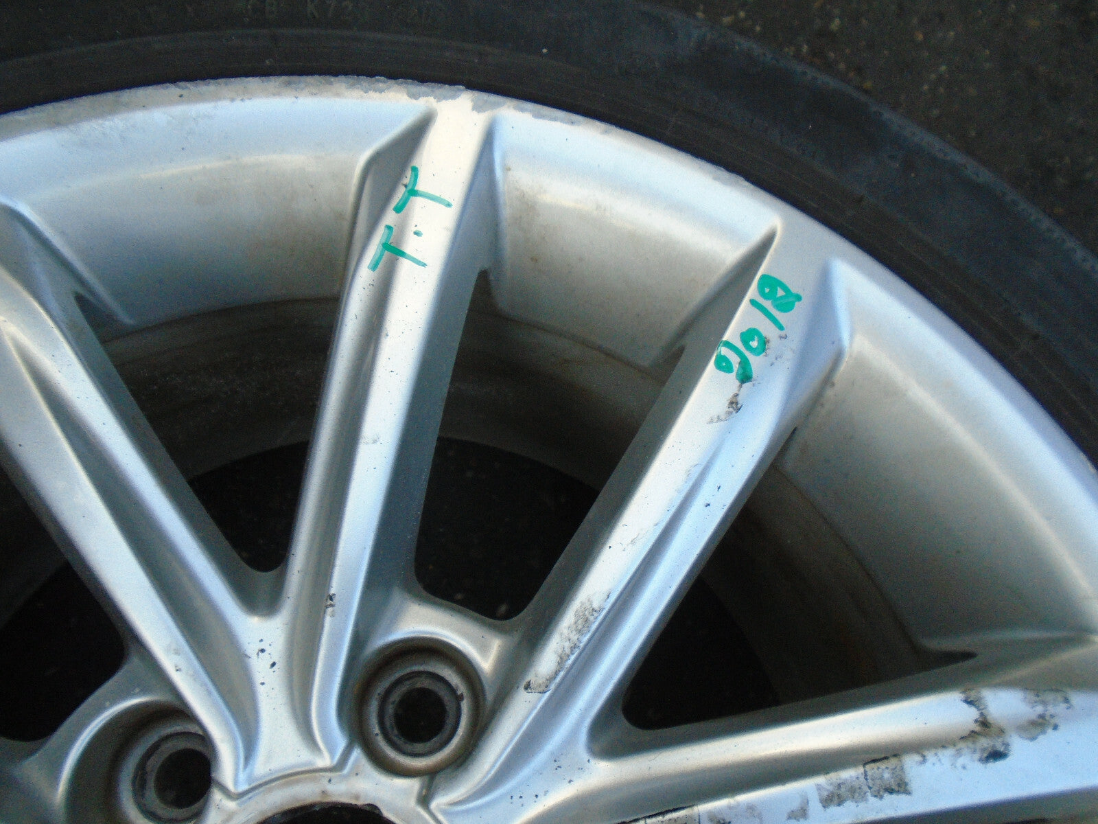 AUDI TT MK2 2012 17 INCH ALLOY WHEEL WITH TYRE 245/45R17 REF 2