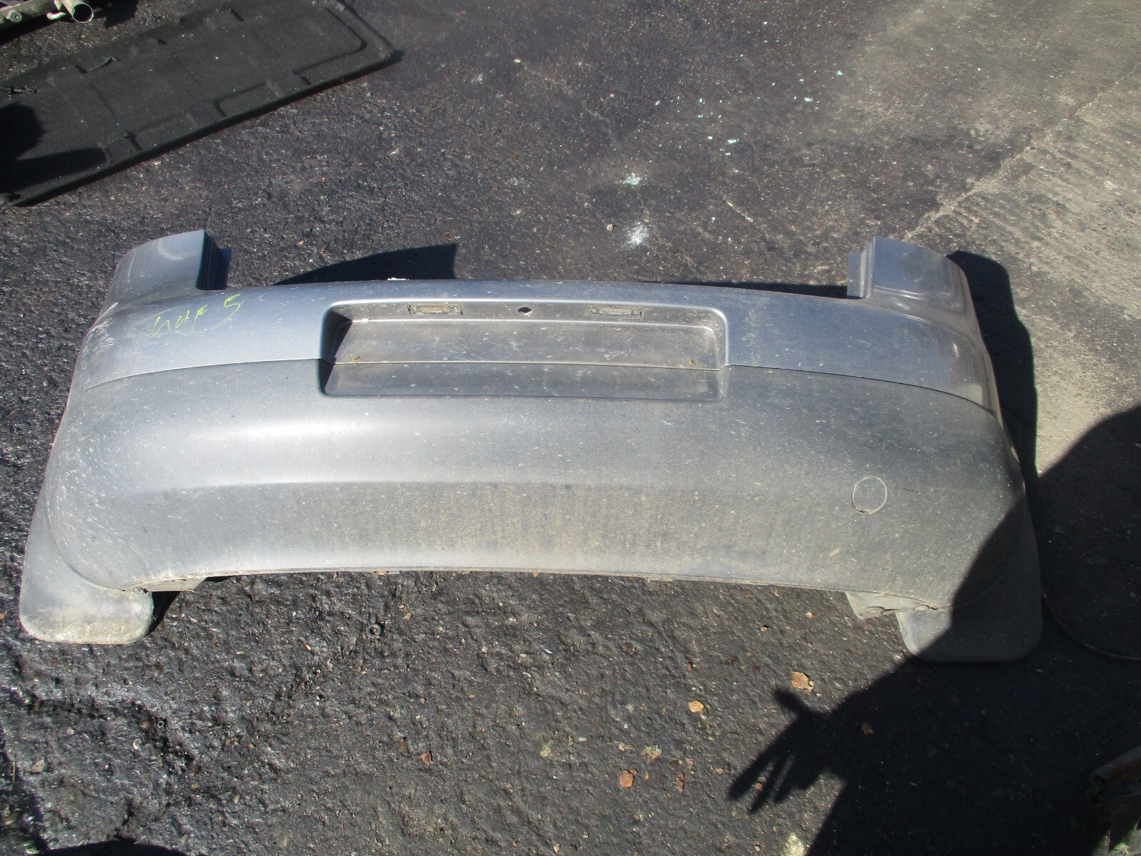 VOLKSWAGEN GOLF MK5 2006 5 DOOR REAR BUMPER COMPLETE GREY