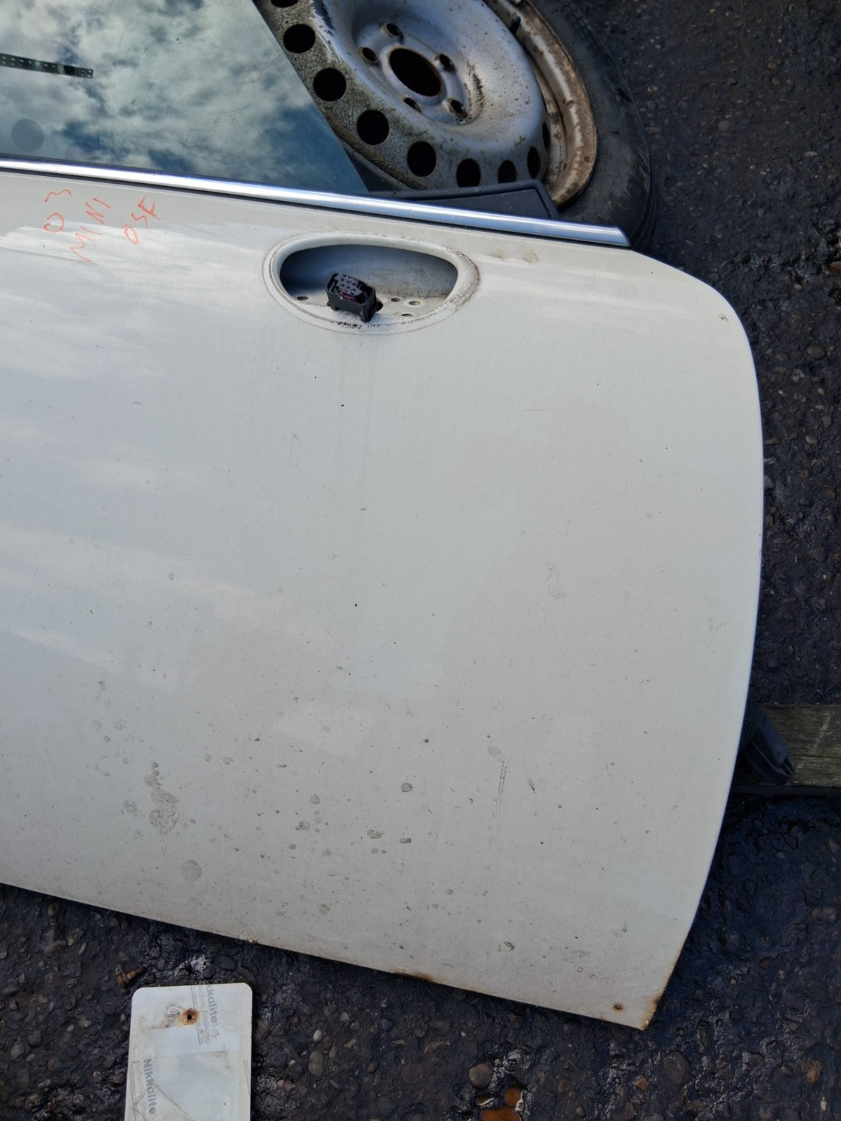 2003 BMW MINI COOPER R50 OSF DRIVER SIDE FRONT RIGHT COMPLETE DOOR