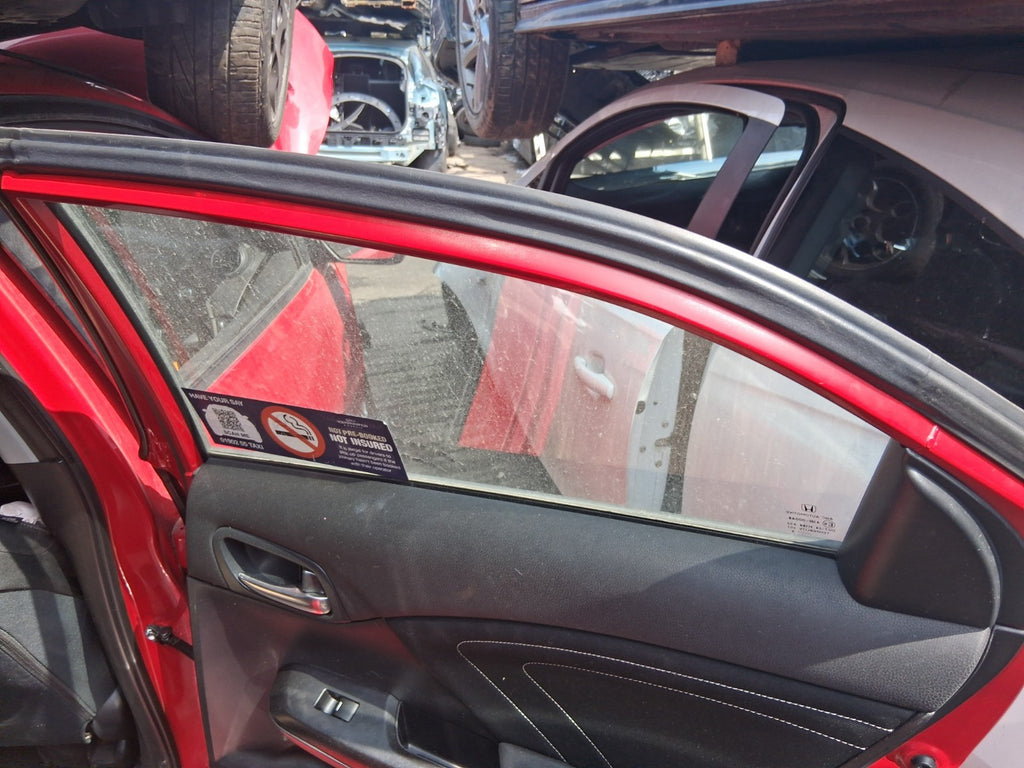 2016 HONDA CIVIC MK9 FACELIFT HATCHBACK OSR DRIVER SIDE REAR RIGHT WINDOW GLASS