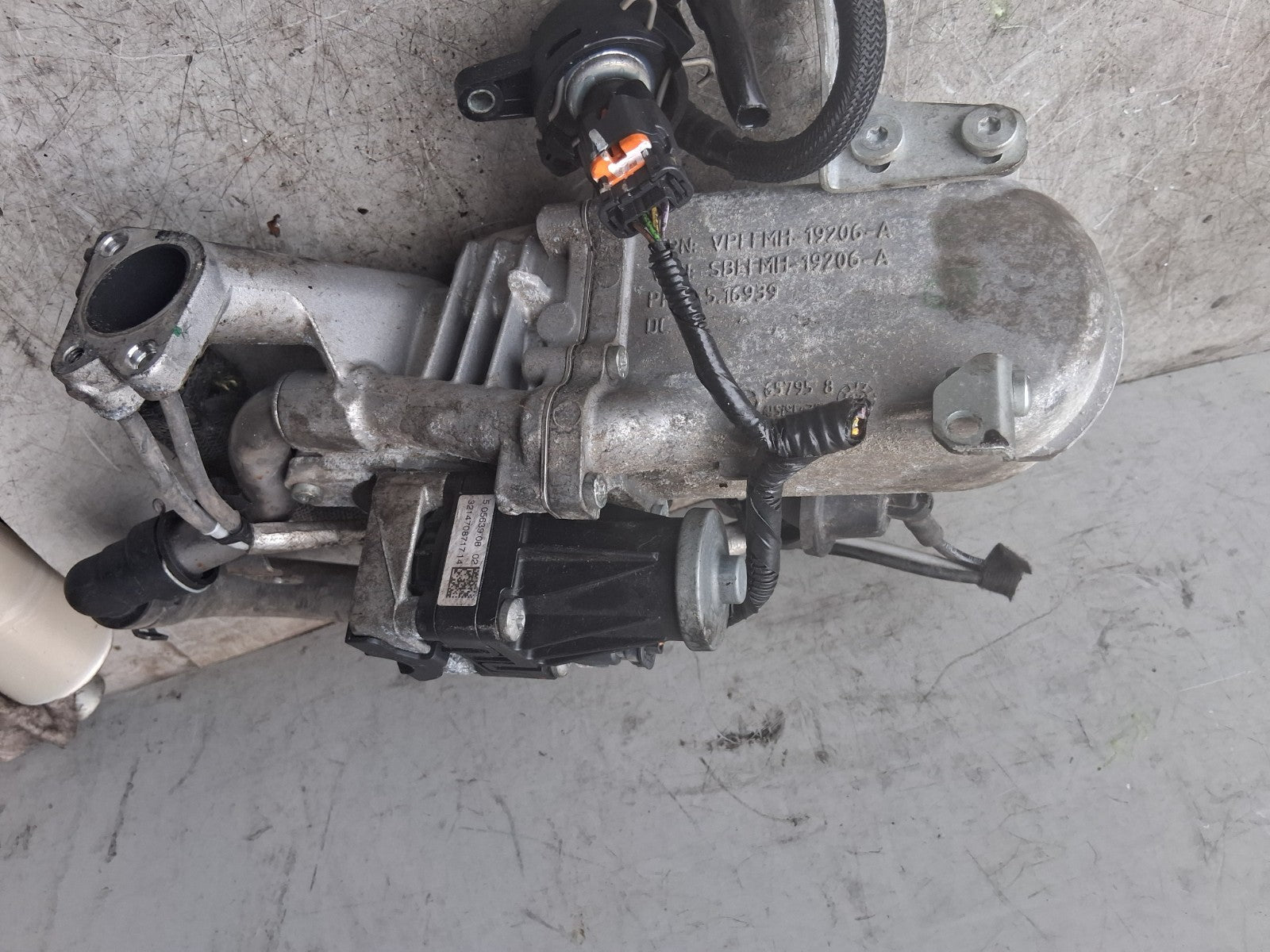 2017 FORD GRAND C MAX EGR VALVE 5056390802