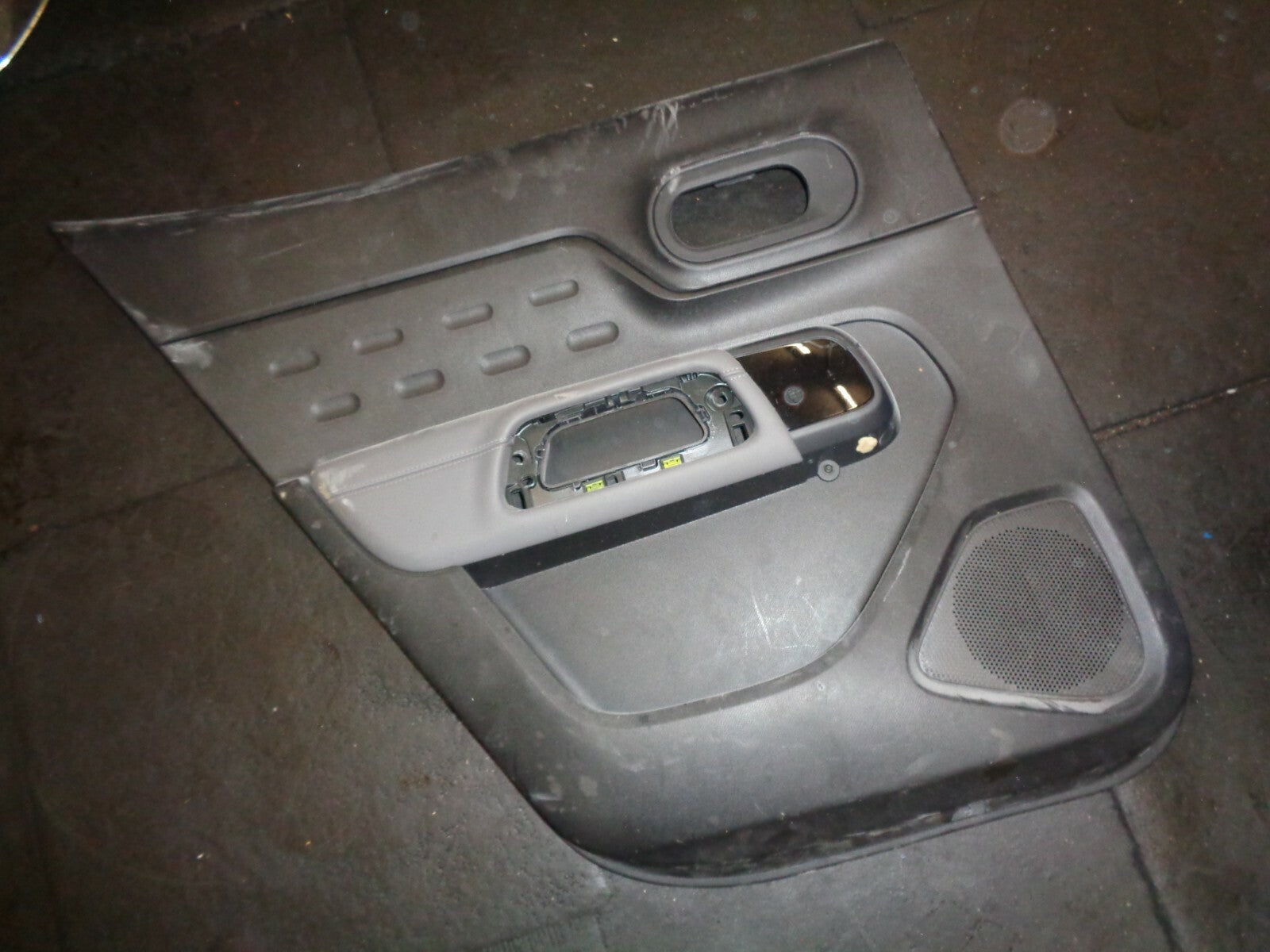CITROEN C5 AIRCROSS 2019 NSR PASSENGER SIDE REAR DOOR DOORCARD