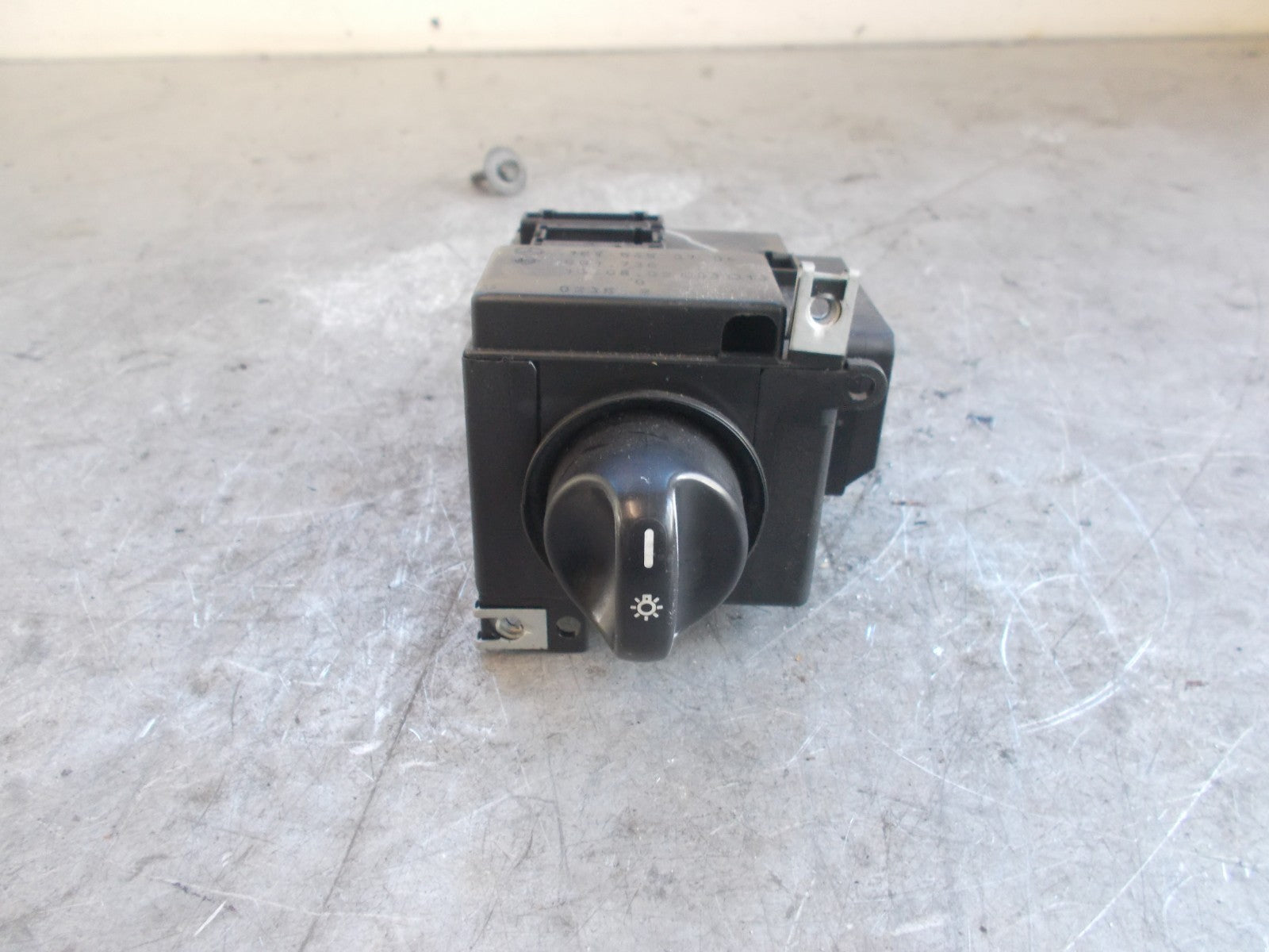 MERCEDES A CLASS W168 1997-2004 HEADLIGHT CONTROL SWITCH UNIT 1689450704