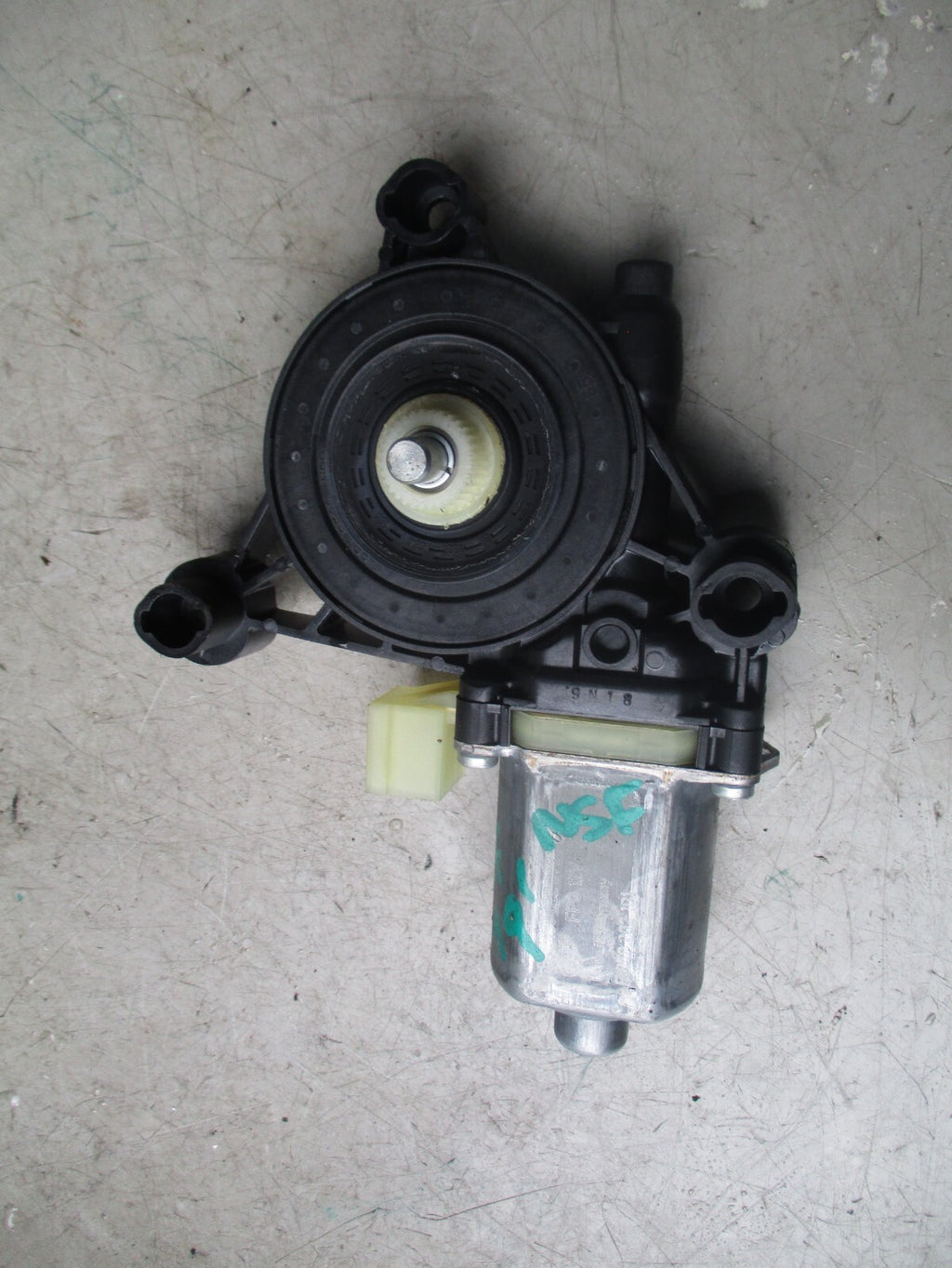 2015 SEAT LEON WINDOW WIPER MOTOR ARM BLADE 500959801 (ref s)