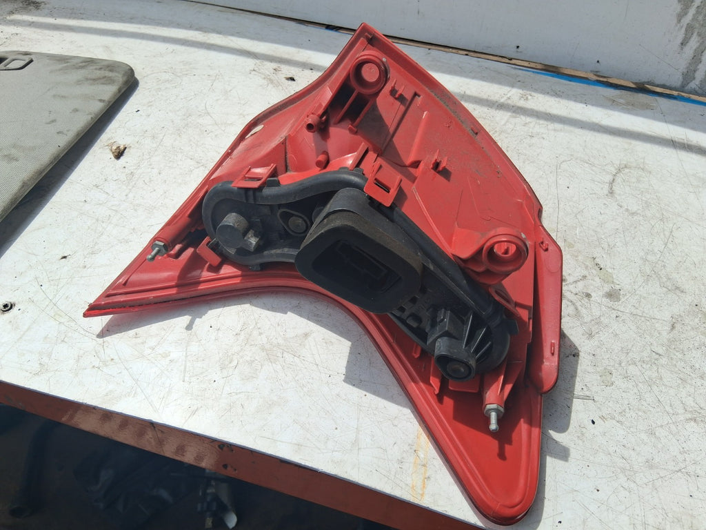 2012 PEUGEOT 3008 NSR PASSENGER SIDE REAR OUTER TAIL LIGHT LAMP