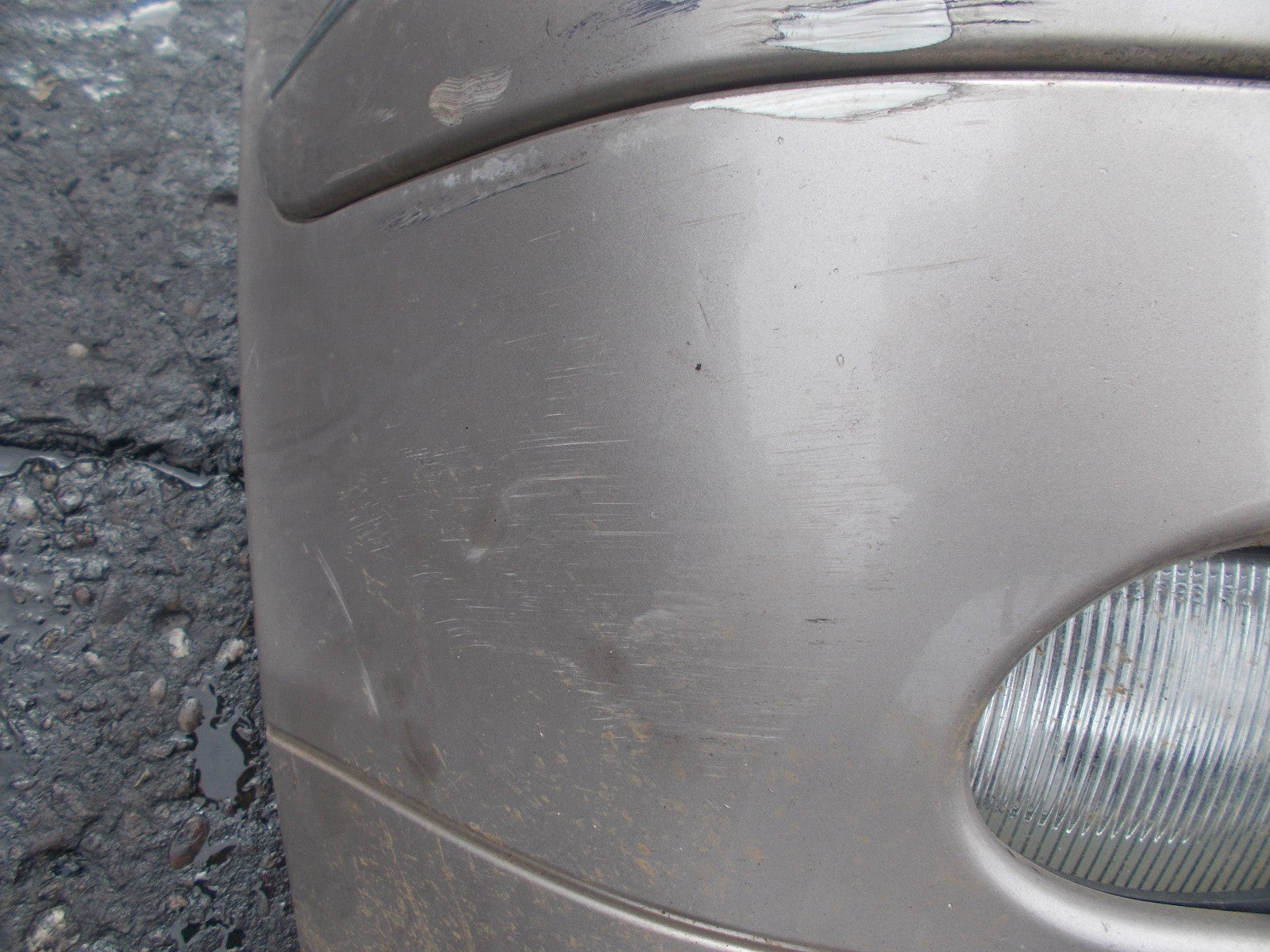 MERCEDES C CLASS C270 2001 FRONT BUMPER GOLD
