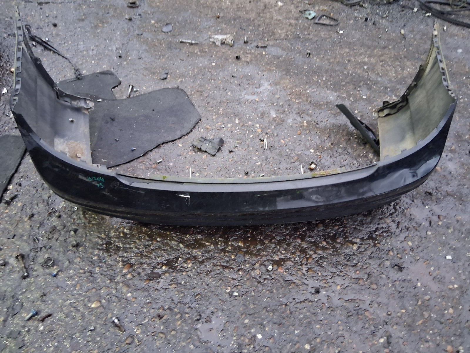 2015 MERCEDES W204 C CLASS COMPLETE REAR BUMPER BLACK