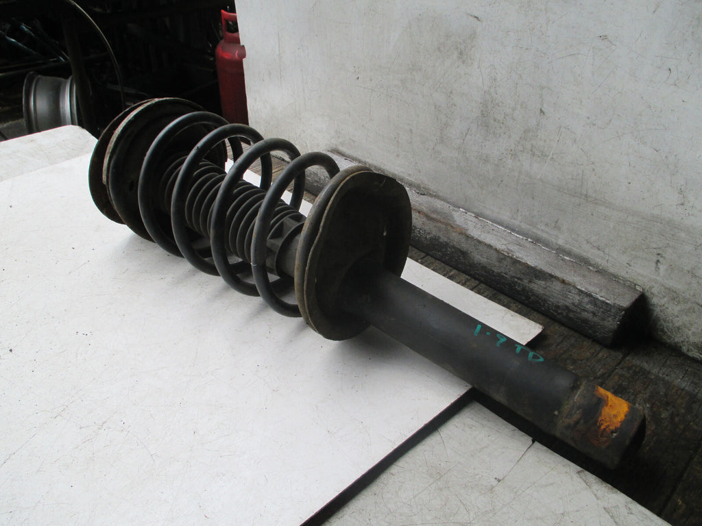 PEUGEOT 405 1997 1.9 TDI DIESEL NSF PASSENGER SIDE FRONT SHOCK COIL SPRING