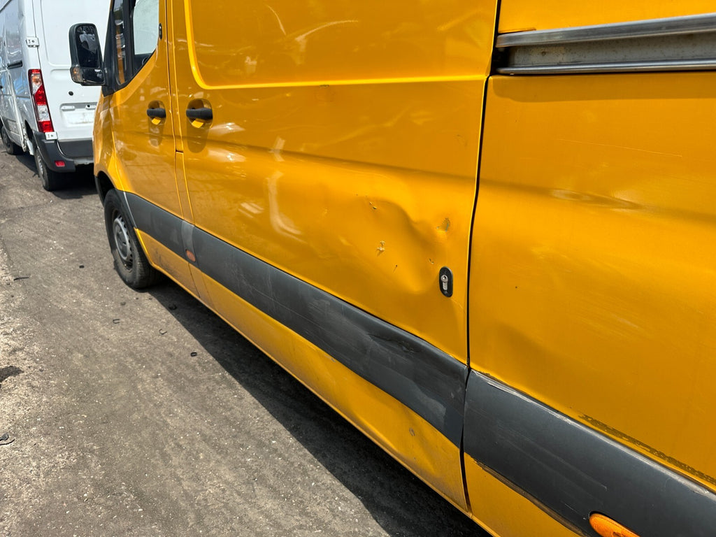 2019 MERCEDES SPRINTER W907 NS PASSENGER SIDE SLIDING DOOR LOADING ORANGE