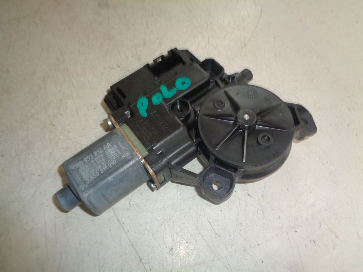 VW VOLKSWAGEN POLO 2017 OS DRIVER SIDE REAR WINDOW MOTOR REGULATOR 6R0959812AA