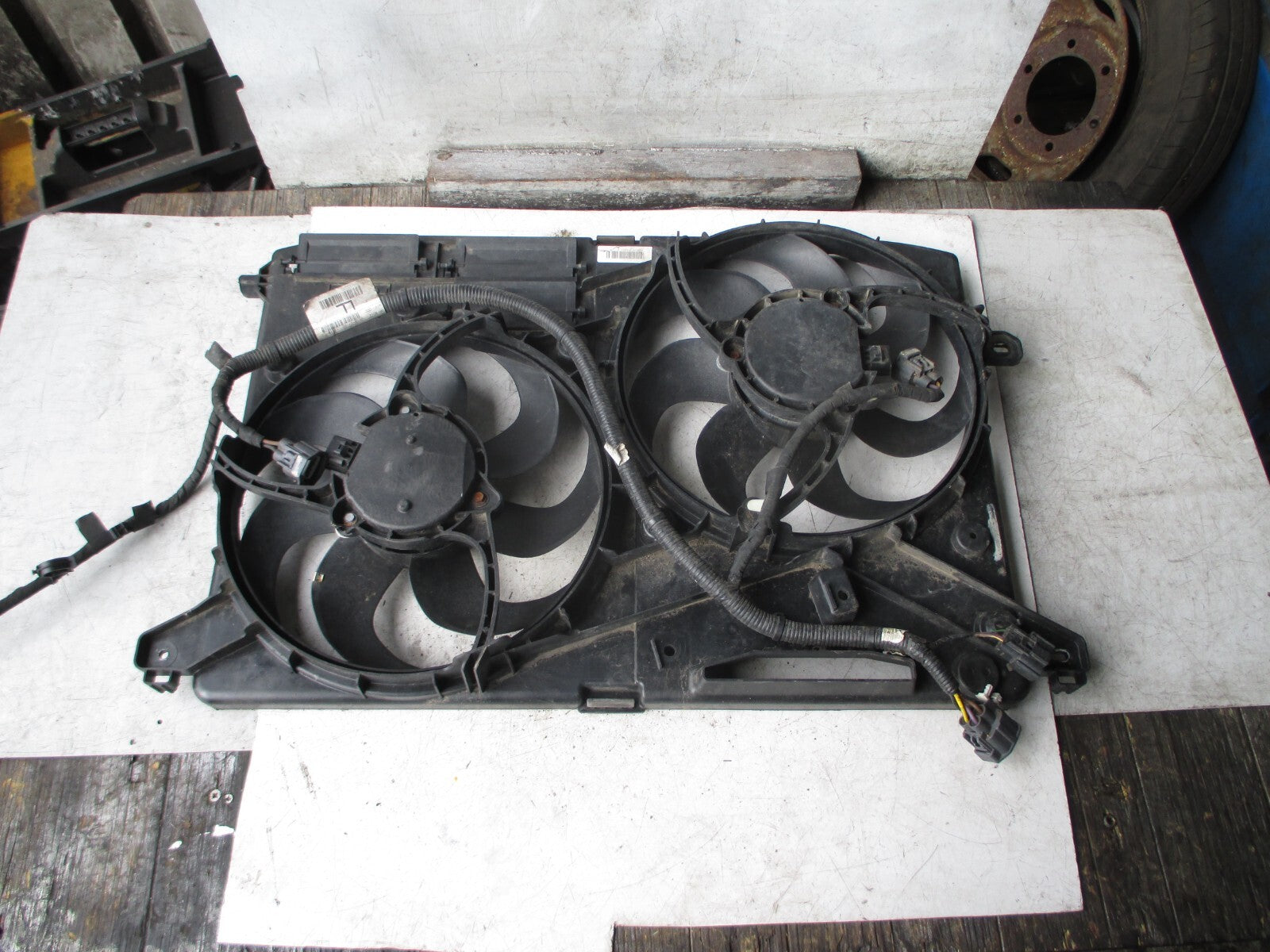 FORD MONDEO MK5 2016 2.0 DIESEL FRONT TWIN RAD RADIATOR FAN MOTOR DG93-8C607-GB