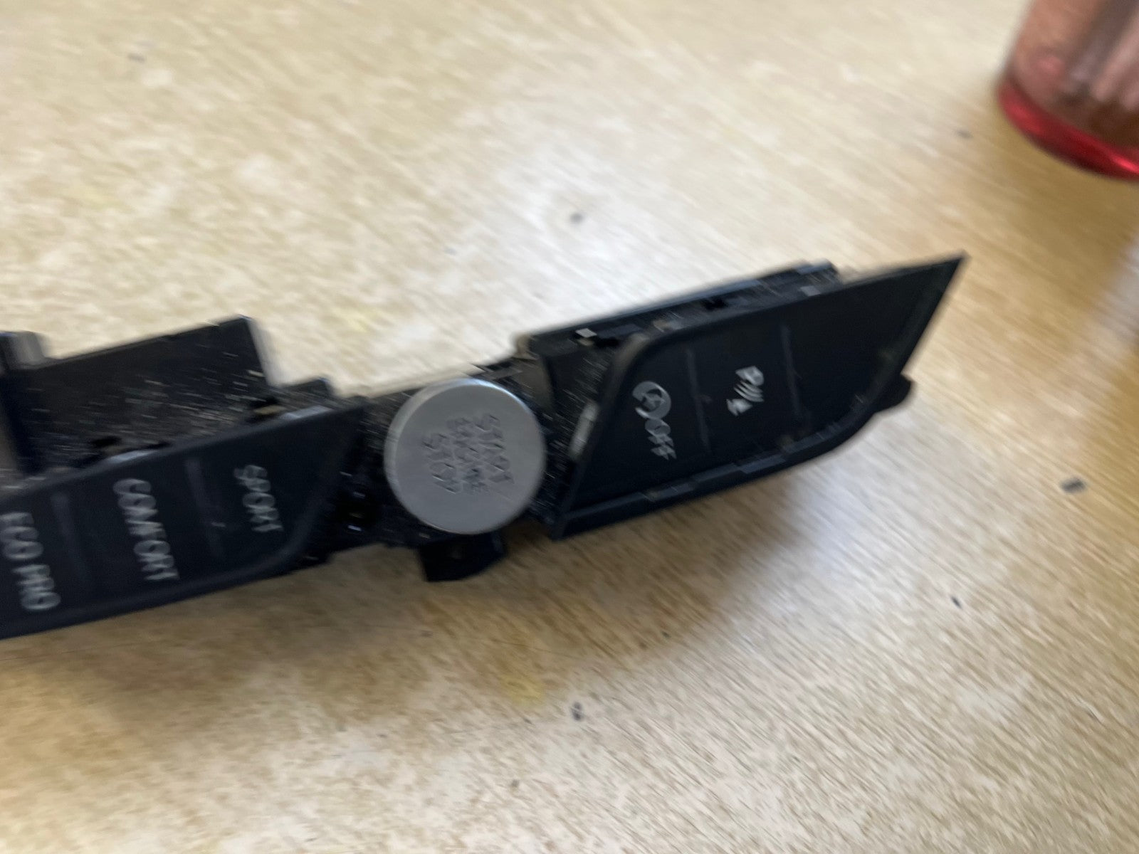 BMW 3 SERIES G20 2019 START STOP AND ELECTRIC HANDBRAKE SWITCH 9473655