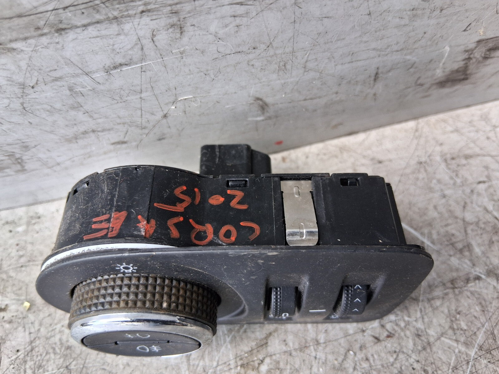 2015 VAUXHALL CORSA E HEADLIGHT CONTROL ADJUSTER SWITCH 13470454