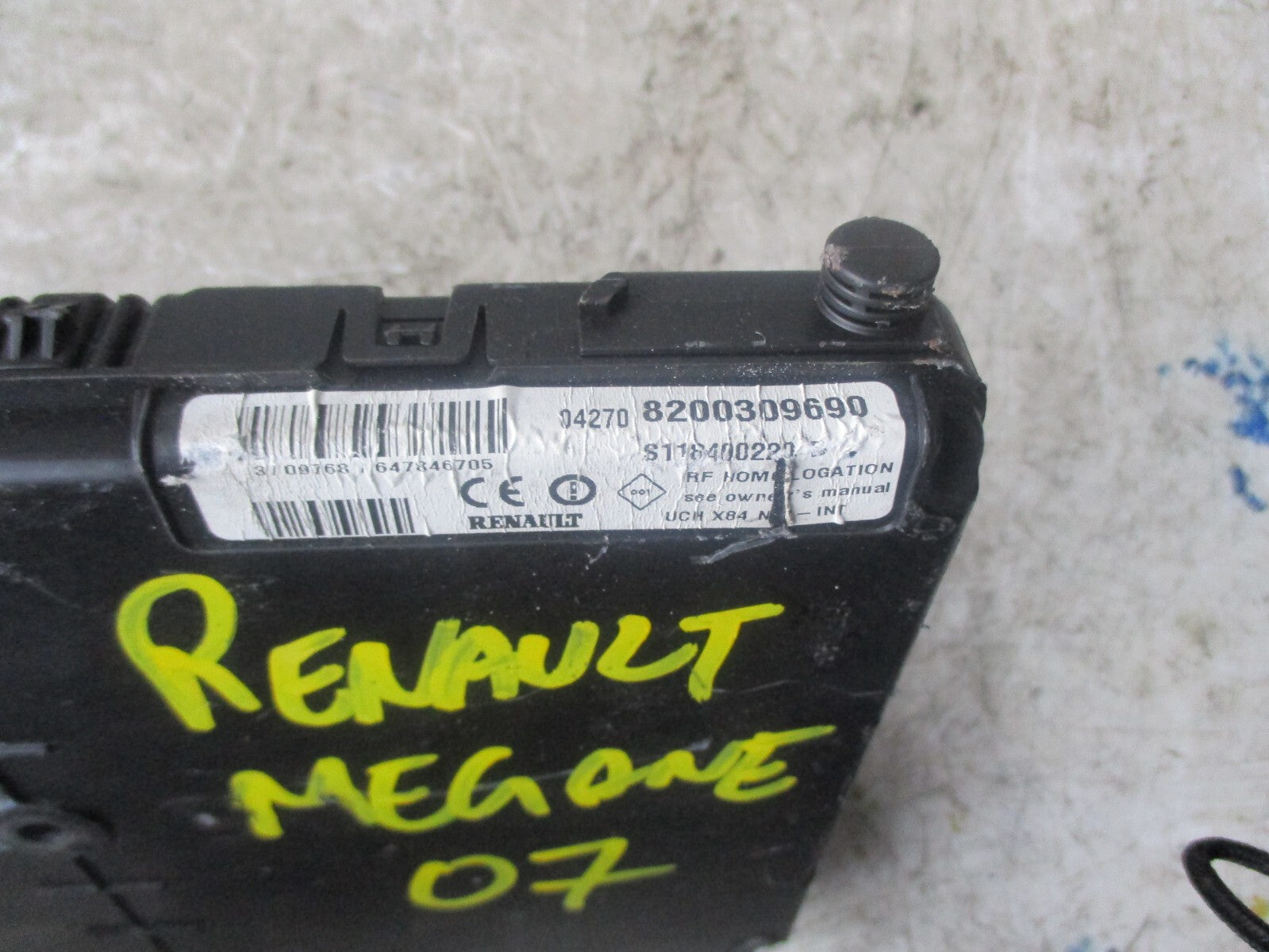 RENAULT MEGANE MK2 2007 BODY MODULE UNIT ECU 8200309690