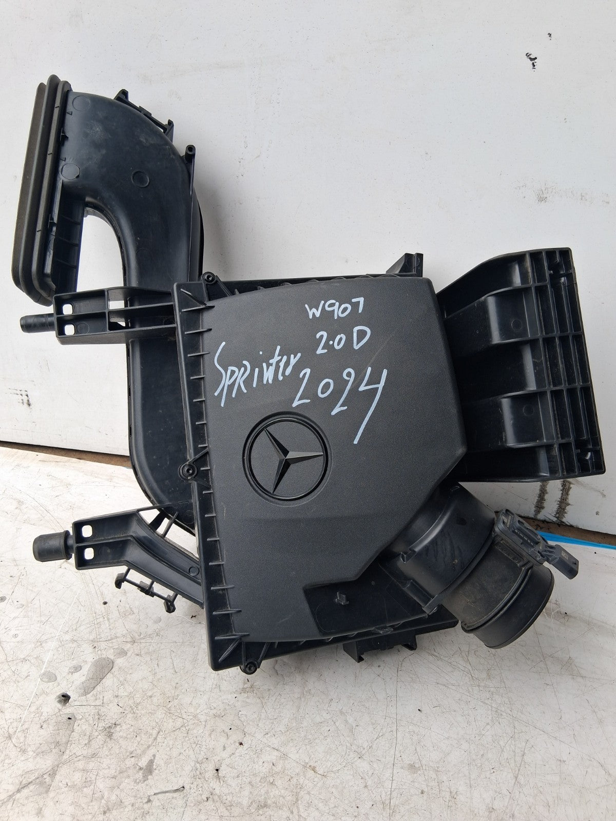 2024 MERCEDES BENZ SPRINTER W907 2.0 DIESEL AIR FILTER BOX A9075285800