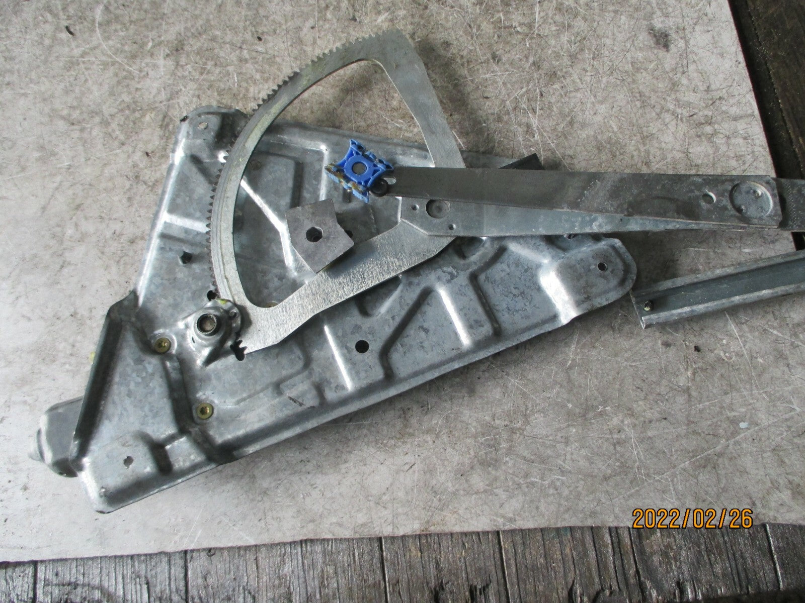 RANGE ROVER 1999 MK2 OSF FRONT DRIVER SIDE WINDOW MOTOR REGUALTOR 0130821318