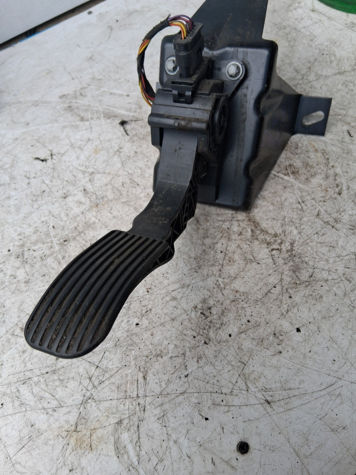 2020 MERCEDES BENZ SPRINTER W907 THROTTLE ACCELERATOR PEDAL A9073010200