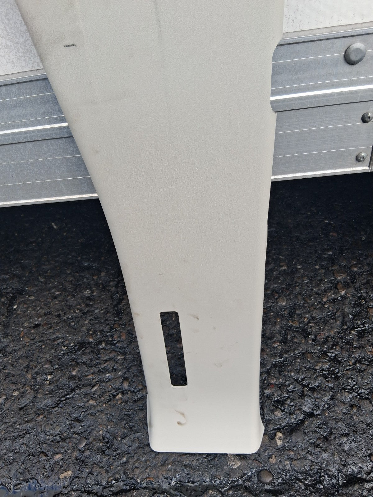2024 FIAT DUCATO MK3 NSF PASSENGER SIDE FRONT A PILLAR TRIM PANEL 1305996070