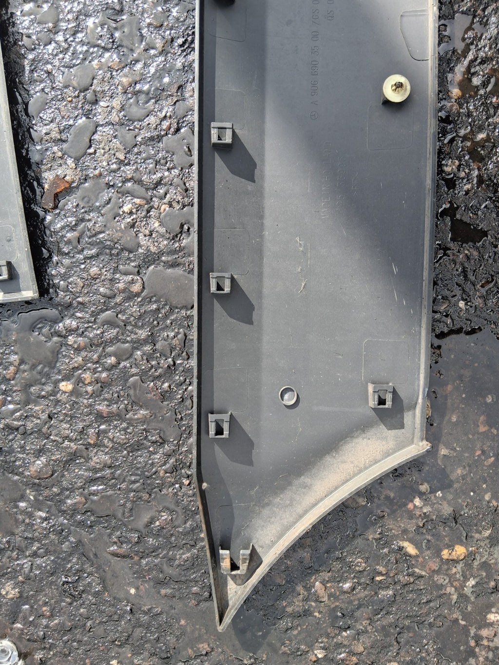 2016 MERCEDES SPRINTER W906 OSR DRIVER SIDE REAR TRIM MOULDING A9066903500