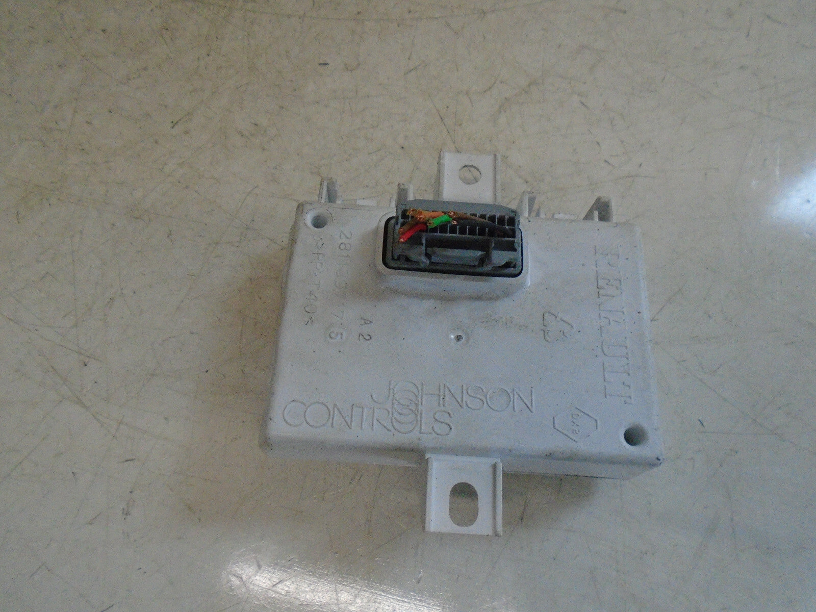 RENAULT CLIO MK4 2019 SAT NAV NAVIGATION CONTROL MODULE 283464084R