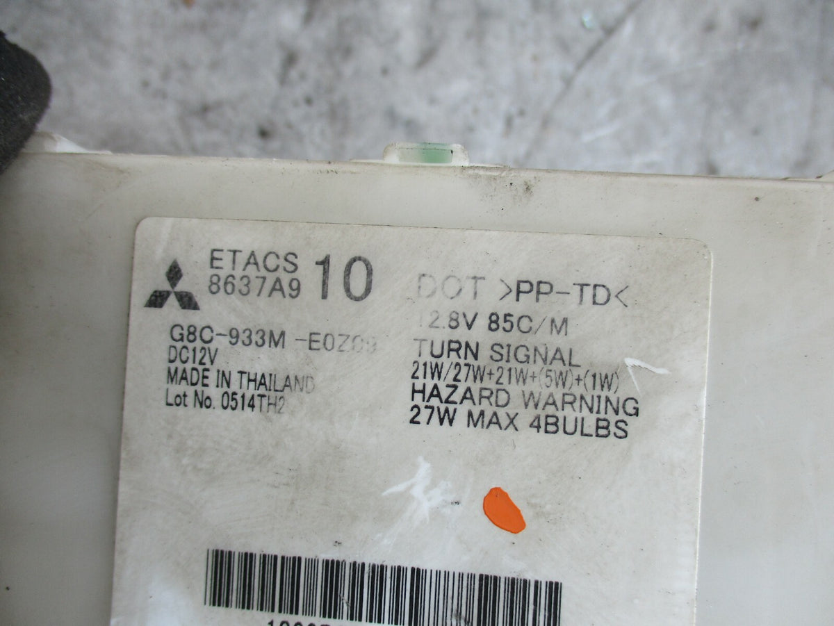 MITSUBISHI MIRAGE MK6 FUSE BOX RELAY UNIT 8637A910