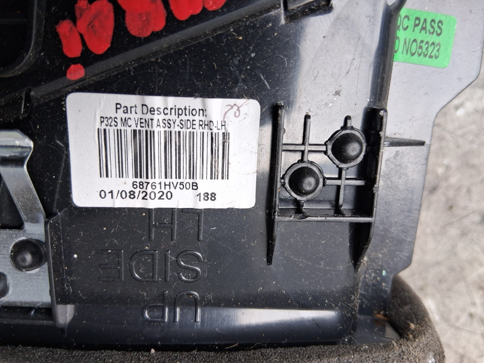 2020 NISSAN QASHQAI J11 MK2 NSF PASSENGER SIDE FRONT LEFT AIR VENT 68761HV50B