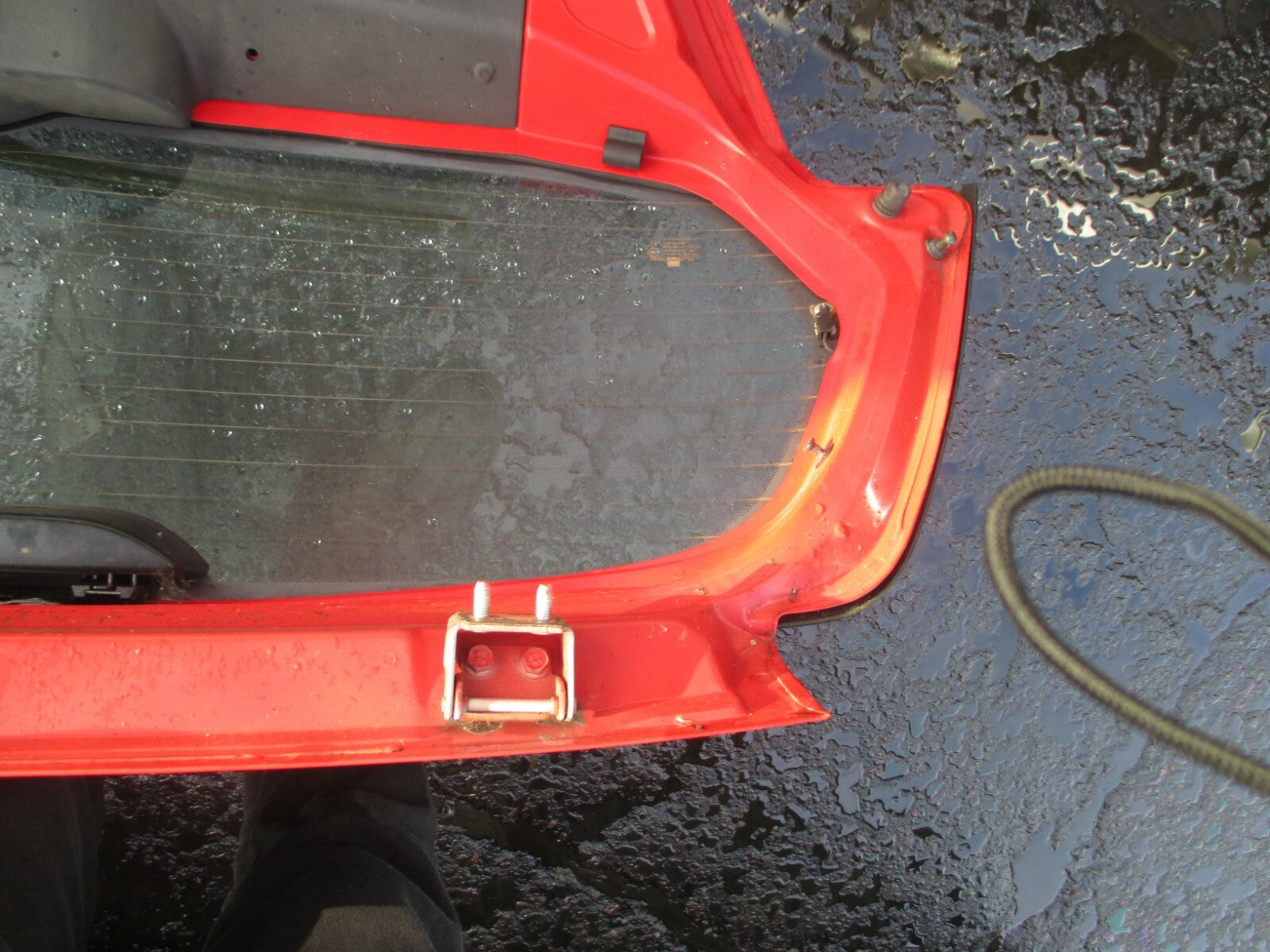CHEVROLET KALOS 2007 REAR BACK BOOT LID TAILGATE HATCH GLASS WIPER RED