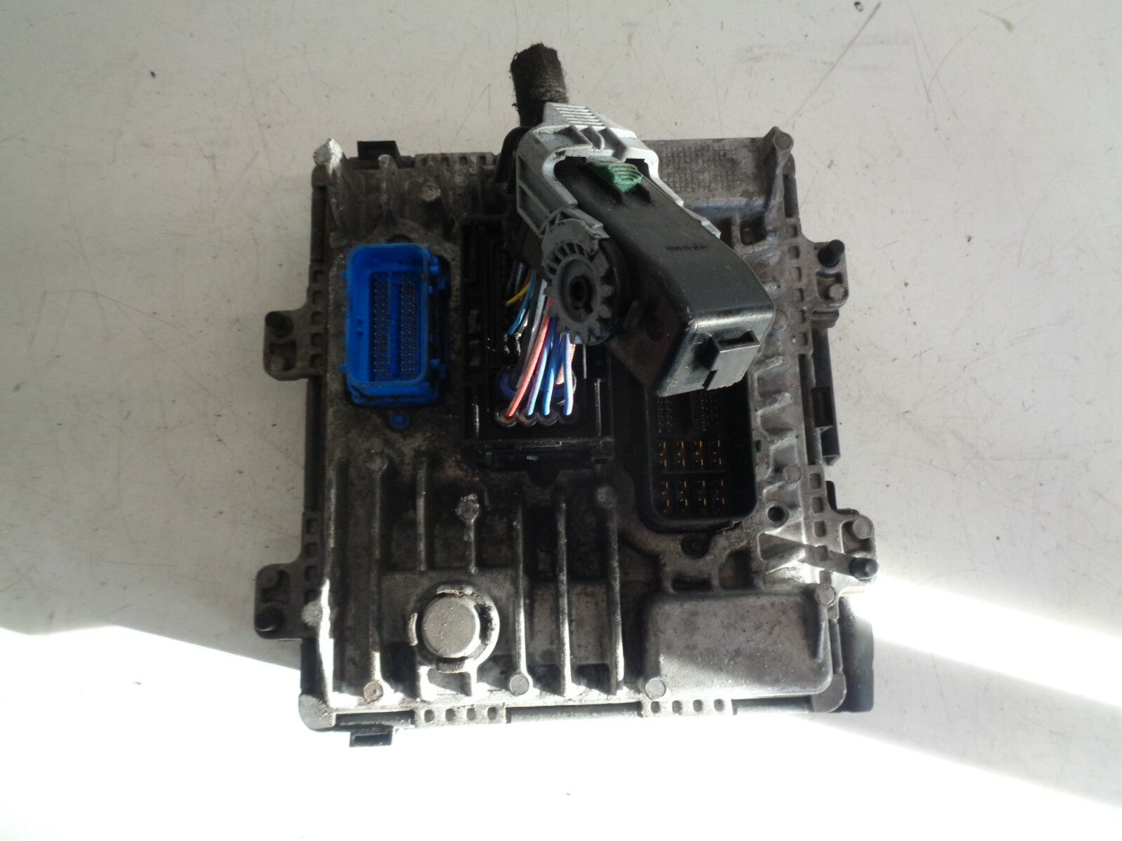 VAUXHALL CORSA E MK4  2014-2019 1.2 PETROL ECU ENGINE CONTROL MODULE 55498657