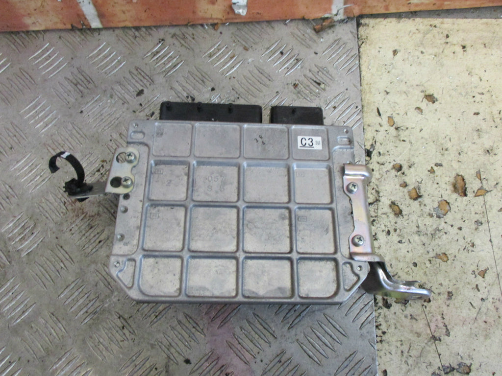 LEXUS CT200h 2014 1.8 ECU ENGINE CONTROL UNIT MODULE 89661-76130 275500-8440
