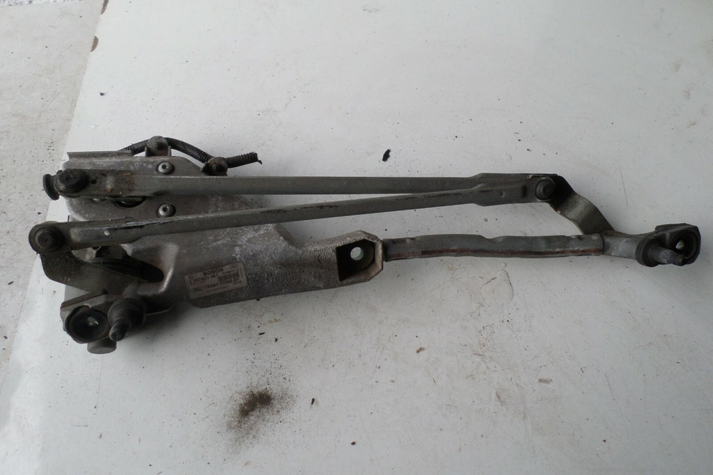 FORD FIESTA MK7 08-16 FRONT WINDSCREEN WIPER MOTOR AND LINKAGE 8A6117B571BB