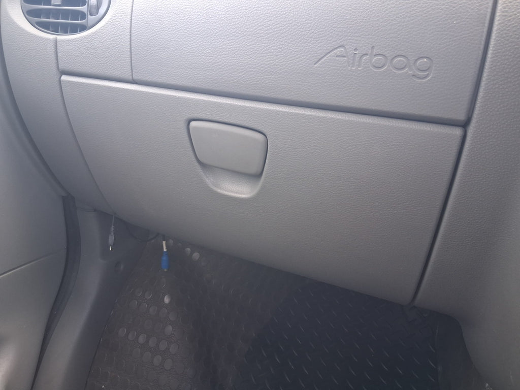 2020 SAIC LDV V80 FRONT DASHBOARD STORAGE COMPARTMENT GLOVEBOX