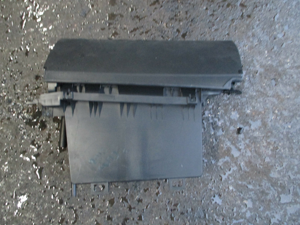 MERCEDES BENZ A CLASS W169 2006 NS PASSENGER SIDE GLOVEBOX COMPARTMENT