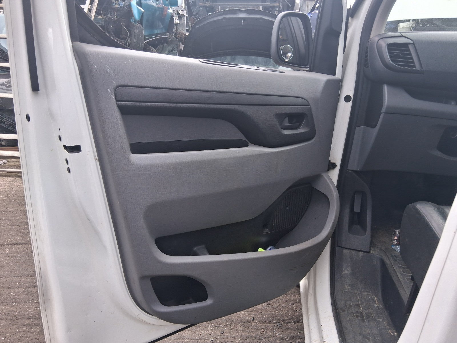 2019 CITROEN DISPATCH VIVARO MK3 NSF PASSENGER SIDE FRONT WINDOW MOTOR REGULATOR