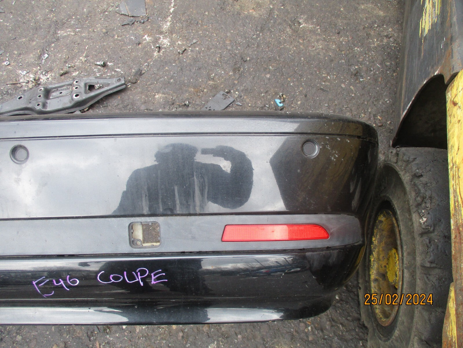 2005 BMW 3 SERIES E46 LCI COUPE REAR BUMPER COMPLETE WITH PDC SENSORS BLACK 475