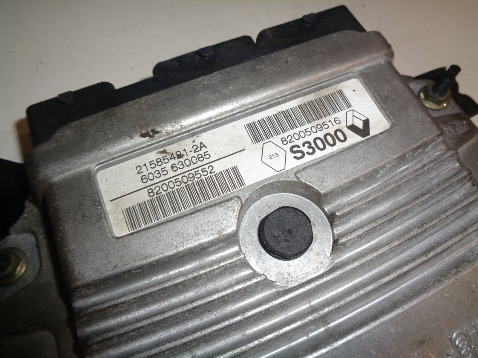RENAULT MEGANE MK2 2007 1.6 PETROL ECU ENGINE CONTROL MODULE UNIT 8200509516