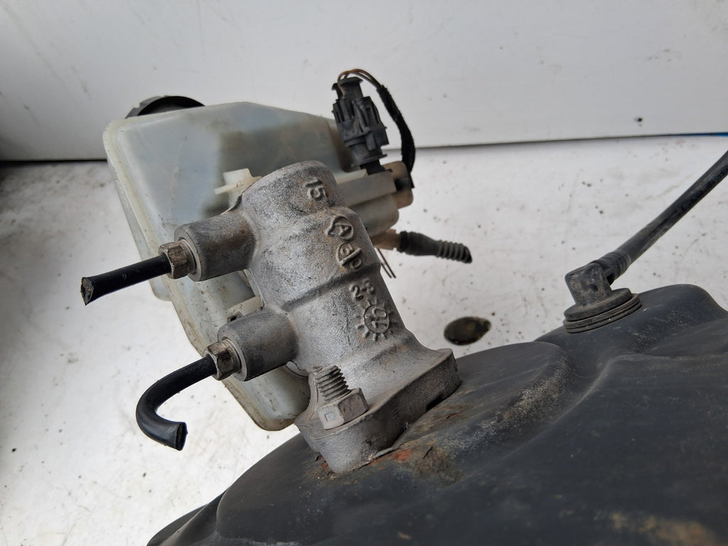 2016 VAUXHALL ZAFIRA C MK3 BRAKE SERVO MASTER CYLINDER 13142363