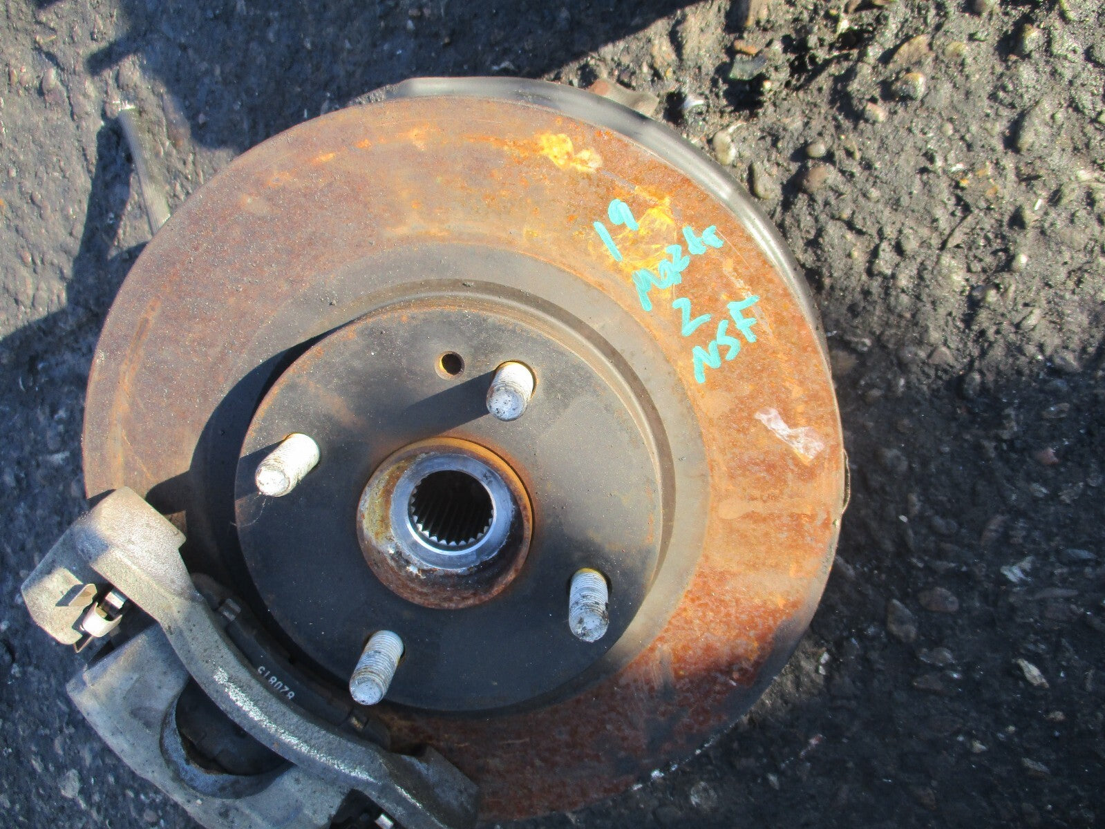 2019 MAZDA 2 MK3 DJ 1.5 PETROL NSF PASSENGER SIDE FRONT WHEEL HUB
