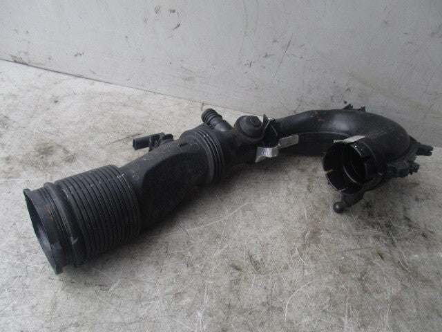 2018 MERCEDES BENZ A CLASS AIR INTAKE PIPE A2700901029