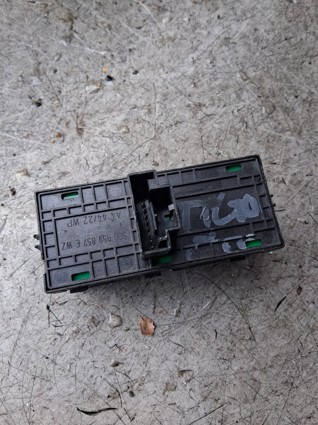 2023 VW VOLKSWAGEN TIGUAN OSF DRIVER SIDE FRONT WINDOW SWITCHES 5G0959857E