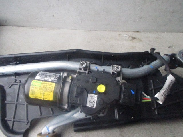 2007 VAUXHALL CORSA FRONT WINDSCREEN WIPER MOTOR AND LINKAGE 9824534680