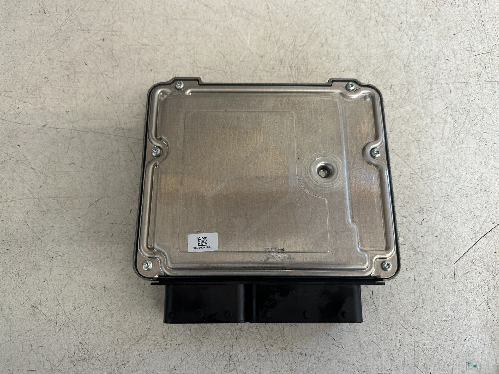 2011 BMW 5 SERIES F10 2.0 DIESEL AUTO ENGINE CONTROL UNIT MODULE ECU 8518477
