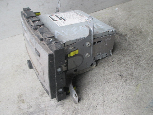 TOYOTA AVENSIS SALOON T270 2015 MK3 RADIO CD STEREO HEAD UNIT 8612005220