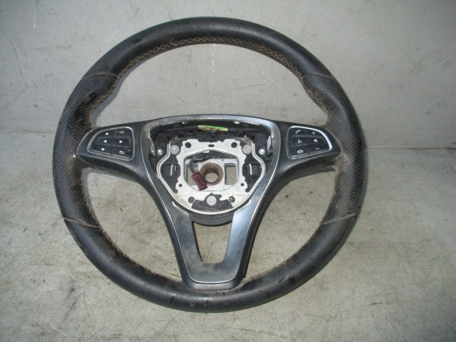 2018 MERCEDES BENZ A CLASS W176 LEATHER MULTIFUNCTION STEERING WHEEL A0014609403