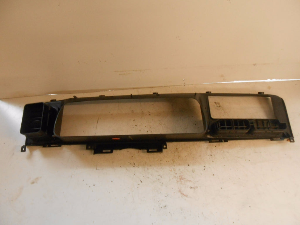 JEEP CHEROKEE ZJ 1999 DASH DASHBOARD SPEEDO CLOCK SURROUND TRIM 55356742