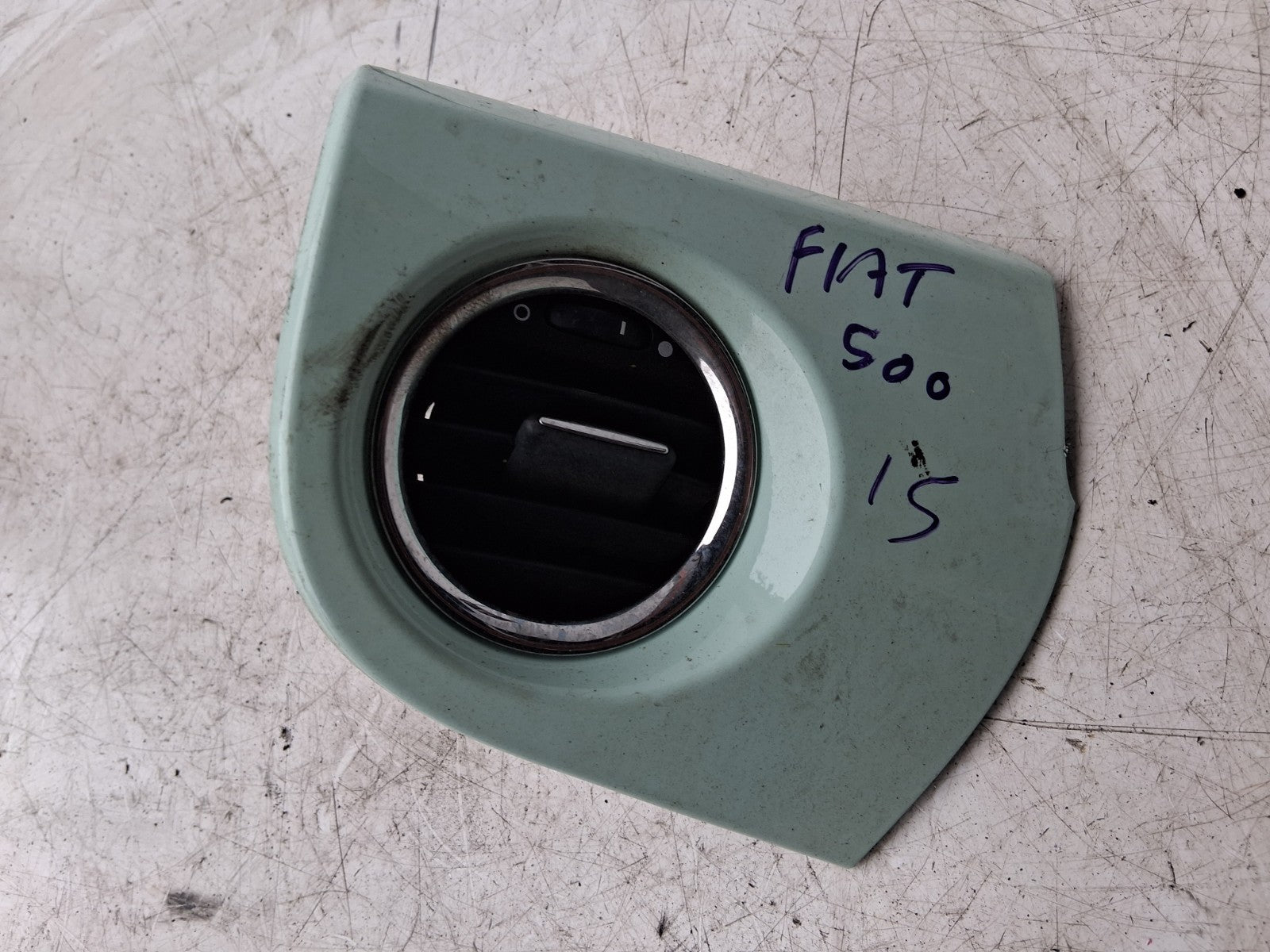 2015 FIAT 500 LOUNGE NSF PASSENGER SIDE FRONT LEFT AIR VENT