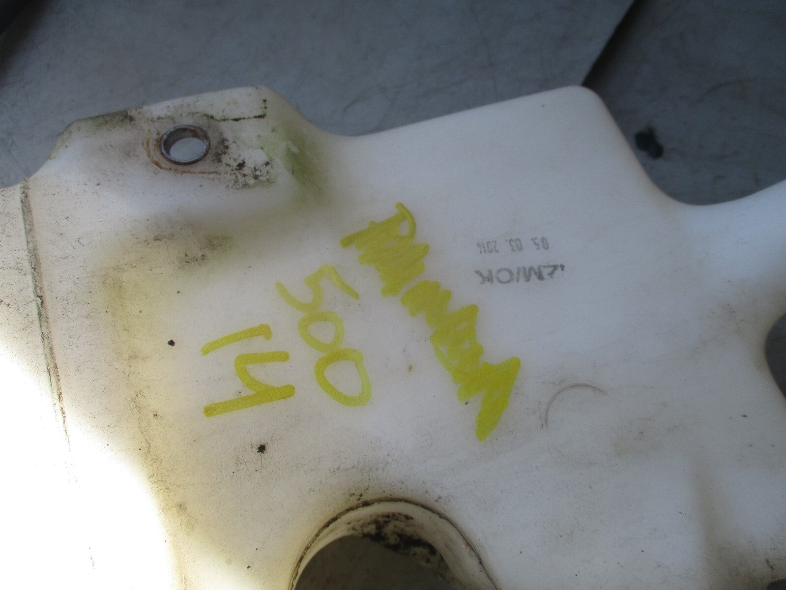 2014 FIAT 500 WINDSCREEN WASHER FLUID BOTTLE
