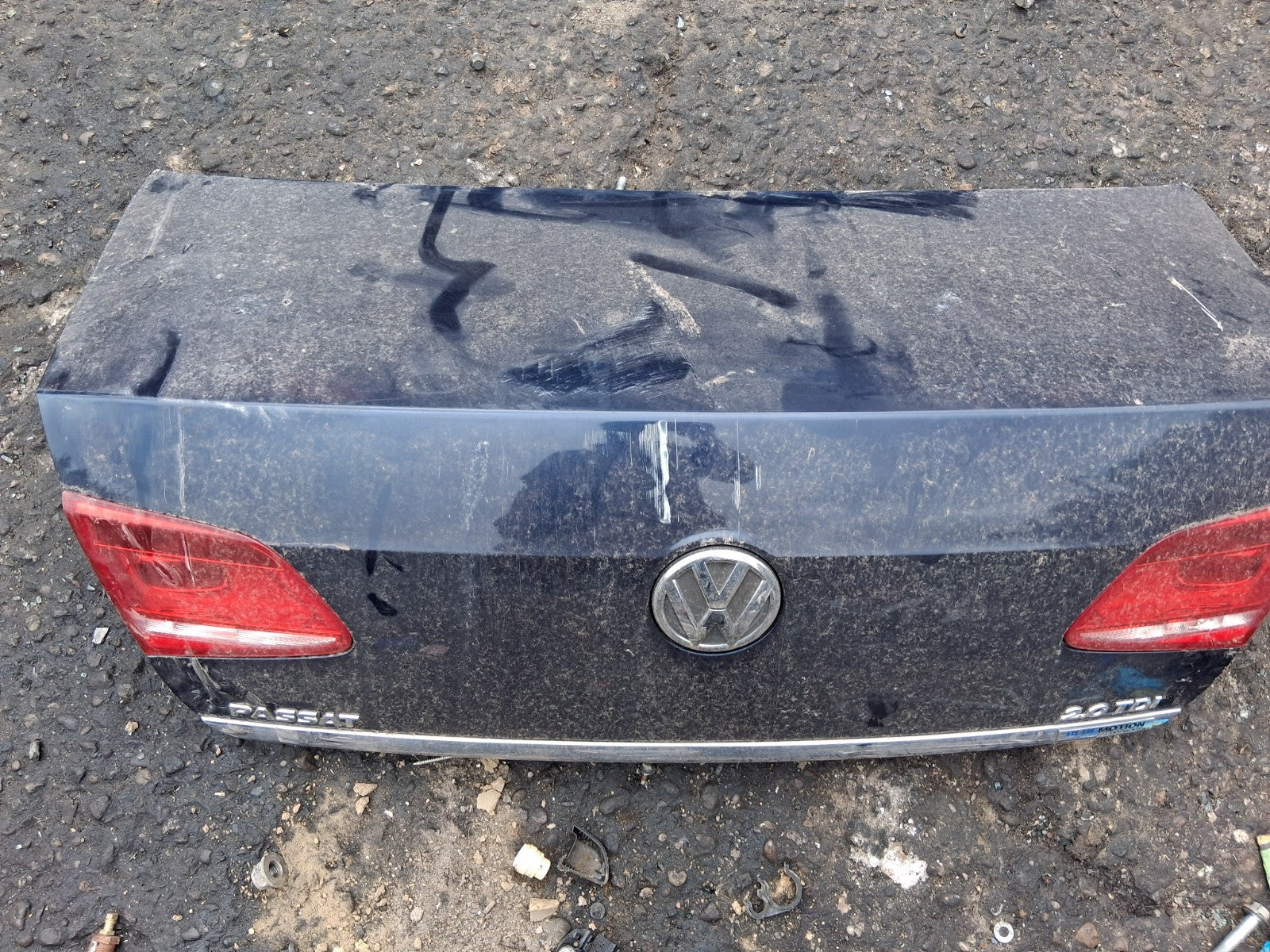 2014 VW VOLKSWAGEN PASSAT B7 SALOON BARE TAILGATE BOOTLID BLUE