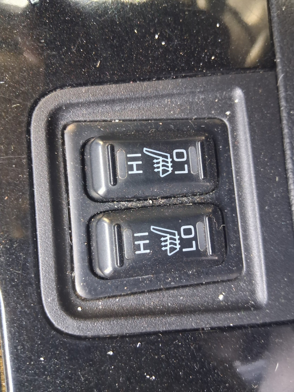 2018 MITSUBISHI OUTLANDER MK3 HEATED SEAT CONTROL SWITCH DOUBLE
