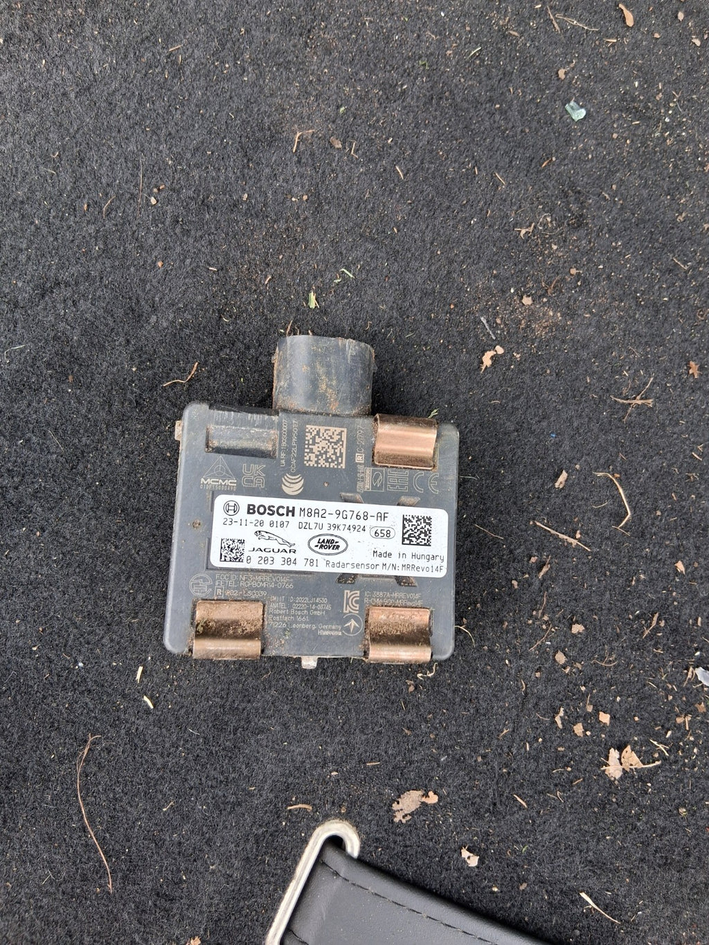 2024 RANGE ROVER VELAR P400e RADAR SENSOR M8A29G786AF