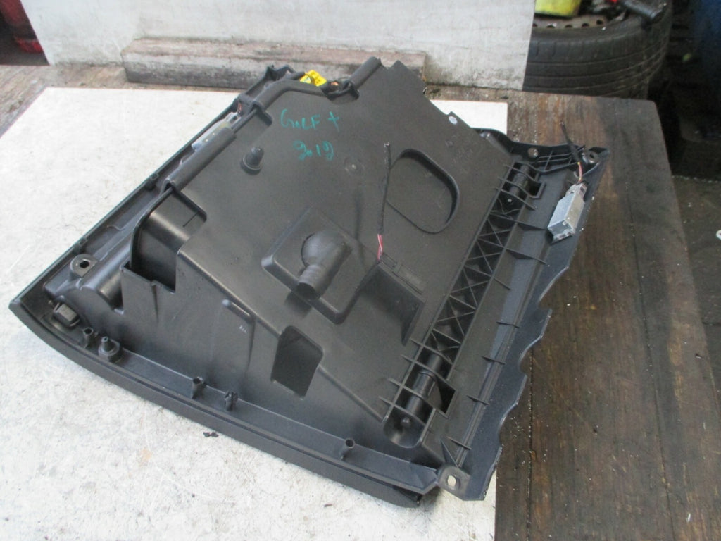 VOLKSWAGEN GOLF PLUS 2012 PASSENGER SIDE STORAGE COMPARTMENT GLOVE BOX